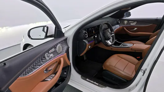 Mercedes-Benz E-Class W213 E350 4MATIC AMG Line 2021 10