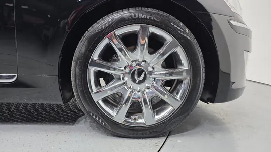 Hyundai () VS380 2010 5