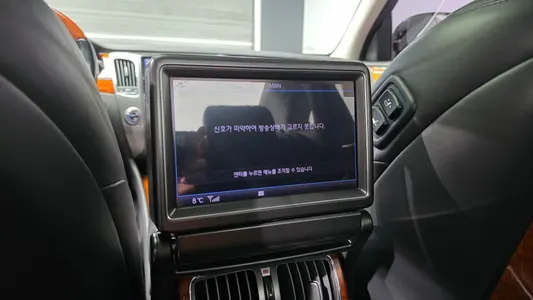 Hyundai () VS380 2010 18