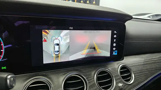 Mercedes-Benz E-Class W213 E350 4MATIC AMG Line 2020 17