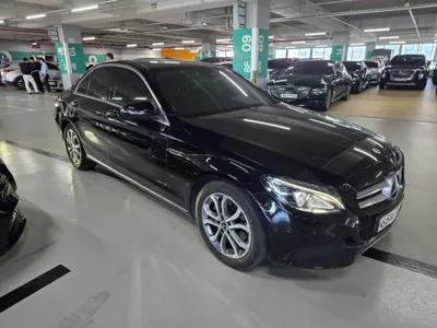 Mercedes-Benz C-Class W205 C200 2017 22