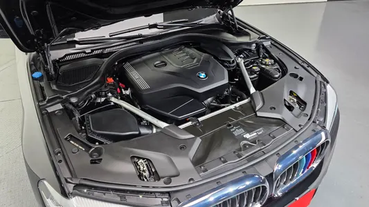 BMW 5 Series (G30) 520i 2020 6