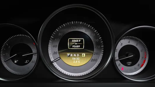 Mercedes-Benz C-Class W204 C200 CGI 2011 8