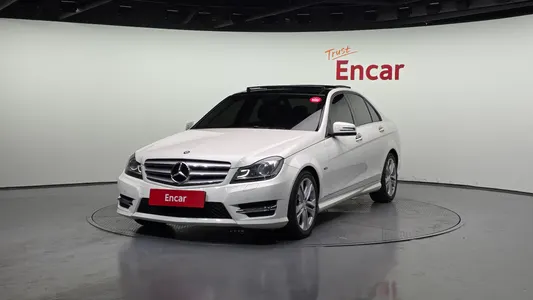 Mercedes-Benz C-Class W204 C200 CGI 2011