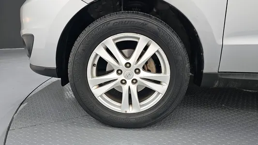 Hyundai CM 2WD(2.0 e-VGT) MLX 2011 5