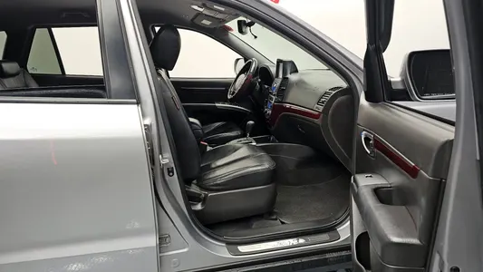 Hyundai CM 2WD(2.0 e-VGT) MLX 2011 11