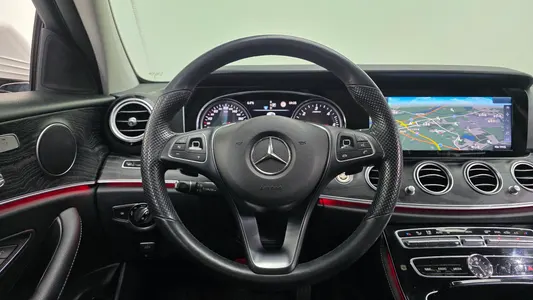 Mercedes-Benz E-Class W213 E220d 4MATIC 2017 15