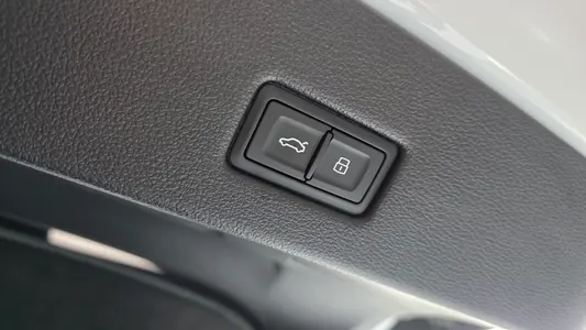 Audi A7 (4K) 55 TFSI 2022 18