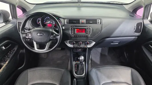 Kia 프라이드 5DR 1.4 MPI 2016 7