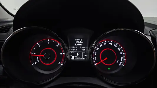 KG Mobility 티볼리 에어 RX 2WD 2016 8