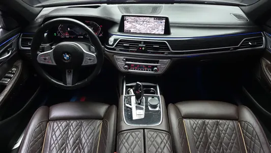 BMW 7 Series (G11) 740Li xDrive M 2019 7