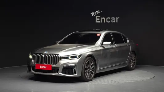 BMW 7 Series (G11) 740Li xDrive M 2019