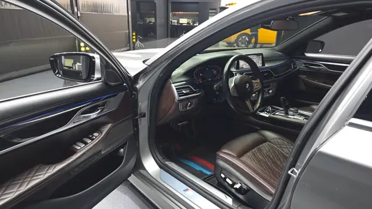 BMW 7 Series (G11) 740Li xDrive M 2019 10
