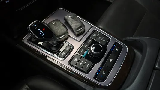Hyundai () VS380 2015 9