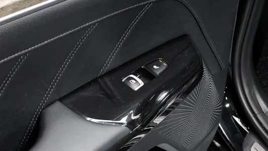Kia K5 3 1.6 2020 19