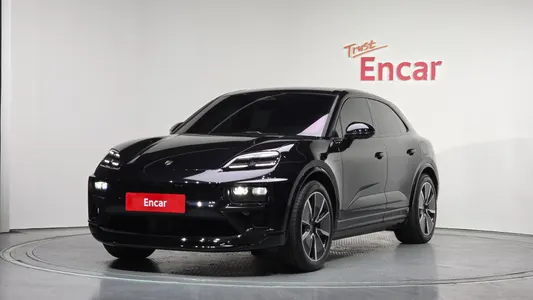 Porsche EV 2025