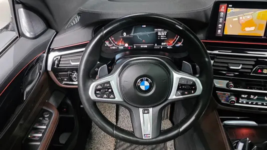 BMW 6 Series GT (G32) 640i xDrive M 2022 13