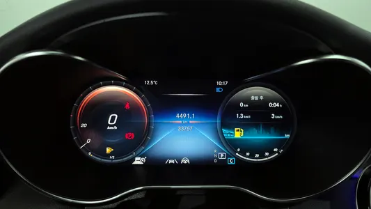 Mercedes-Benz C-Class W205 C200 AMG Line 2021 8