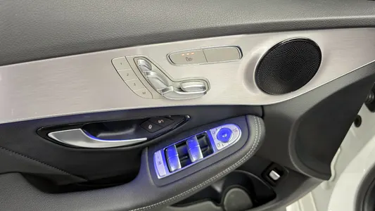 Mercedes-Benz C-Class W205 C200 AMG Line 2021 14