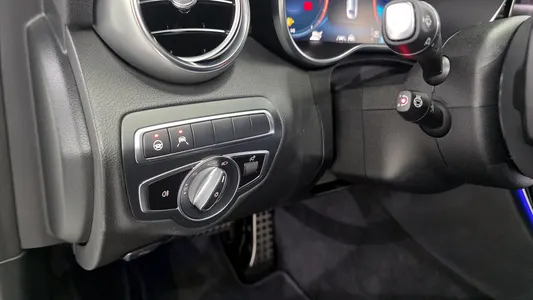 Mercedes-Benz C-Class W205 C200 AMG Line 2021 15