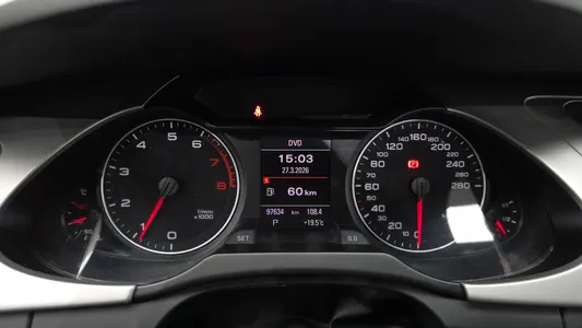 Audi A4 2.0 TFSI 2010 8