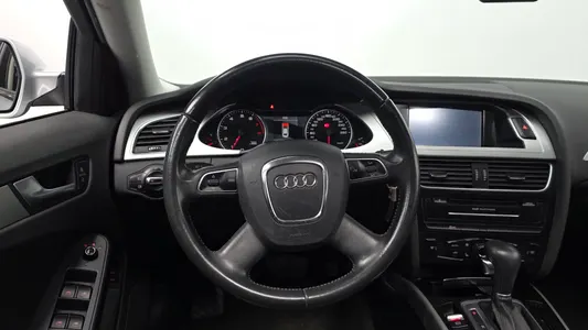 Audi A4 2.0 TFSI 2010 13