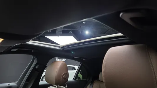 Mercedes-Benz E-Class W213 E220d 4MATIC 2022 19