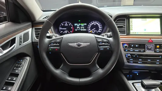 Genesis G80 2.2D AWD 2018 13