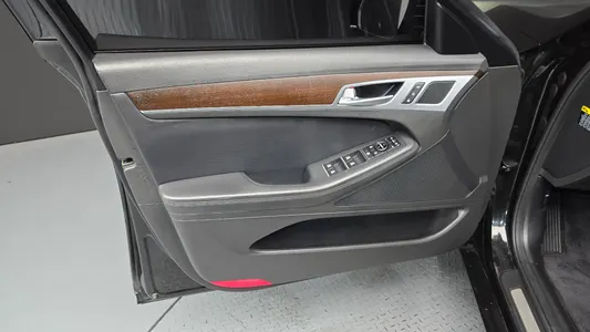 Genesis G80 2.2D AWD 2018 24