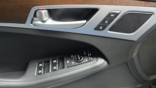 Genesis G80 2.2D AWD 2018 27
