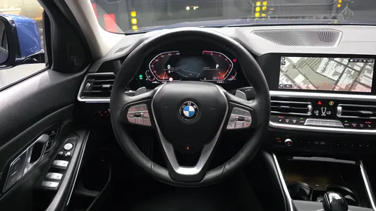 BMW 3 Series (G20) 320i 2021 13