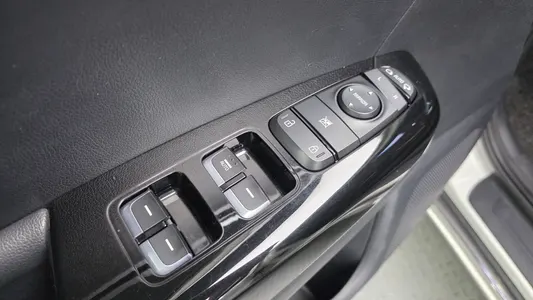 Kia 4 2.0 2WD 2016 12