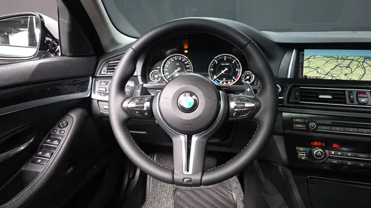 BMW 5 Series (F10) 520d xDrive M 2015 13
