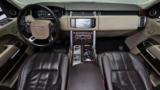Land Rover 4 4.4 SDV8 Vogue SE 2015 6