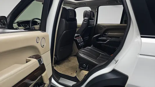 Land Rover 4 4.4 SDV8 Vogue SE 2015 10