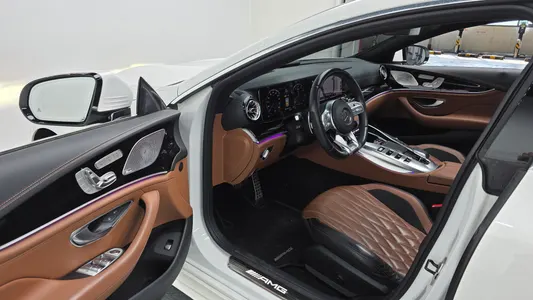 Mercedes-Benz AMG GT 4 43 4MATIC+ 2021 10