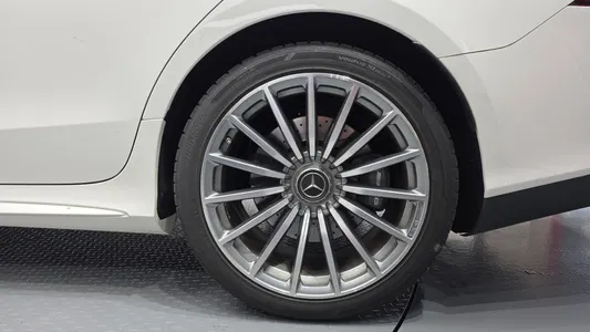 Mercedes-Benz AMG GT 4 43 4MATIC+ 2021 21