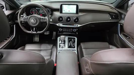 Kia Stinger 3.3 AWD 2017 7