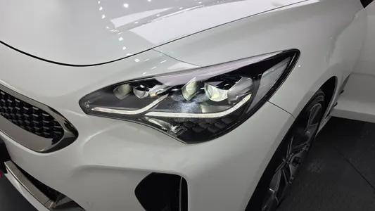 Kia Stinger 3.3 AWD 2017 22