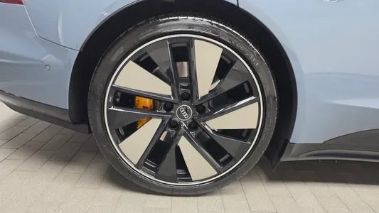 Audi e- GT GT 2022 18