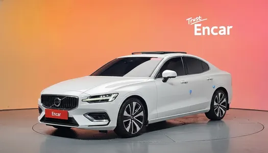 Volvo S60 3 B5 2023