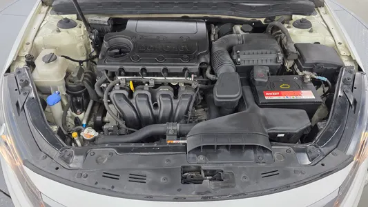 Kia K5 2.0 2012 6