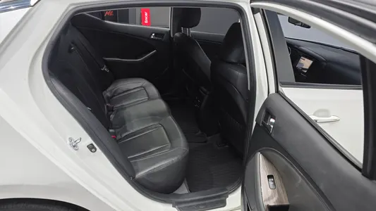 Kia K5 2.0 2012 12