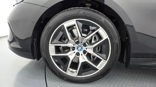 BMW i5 (G60) eDrive 40 2025 5