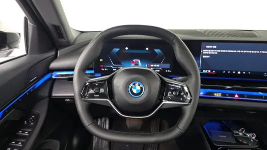 BMW i5 (G60) eDrive 40 2025 13