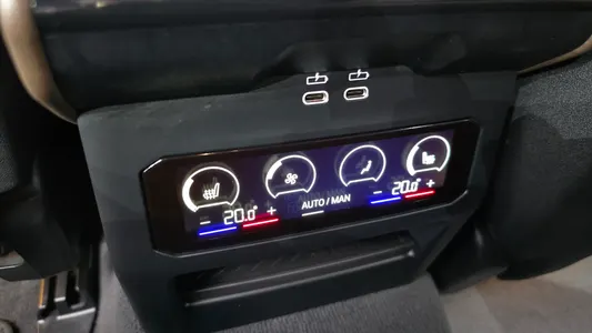 BMW i5 (G60) eDrive 40 2025 31