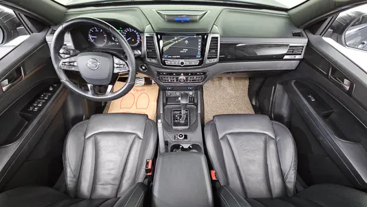 KG Mobility 렉스턴 스포츠 칸 2.2 4WD 2021 7