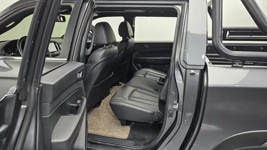 KG Mobility 렉스턴 스포츠 칸 2.2 4WD 2021 12