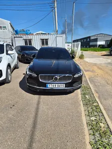 Volvo S90 T8 AWD 2024