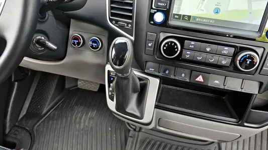 Hyundai 쏠라티 15 2024 9